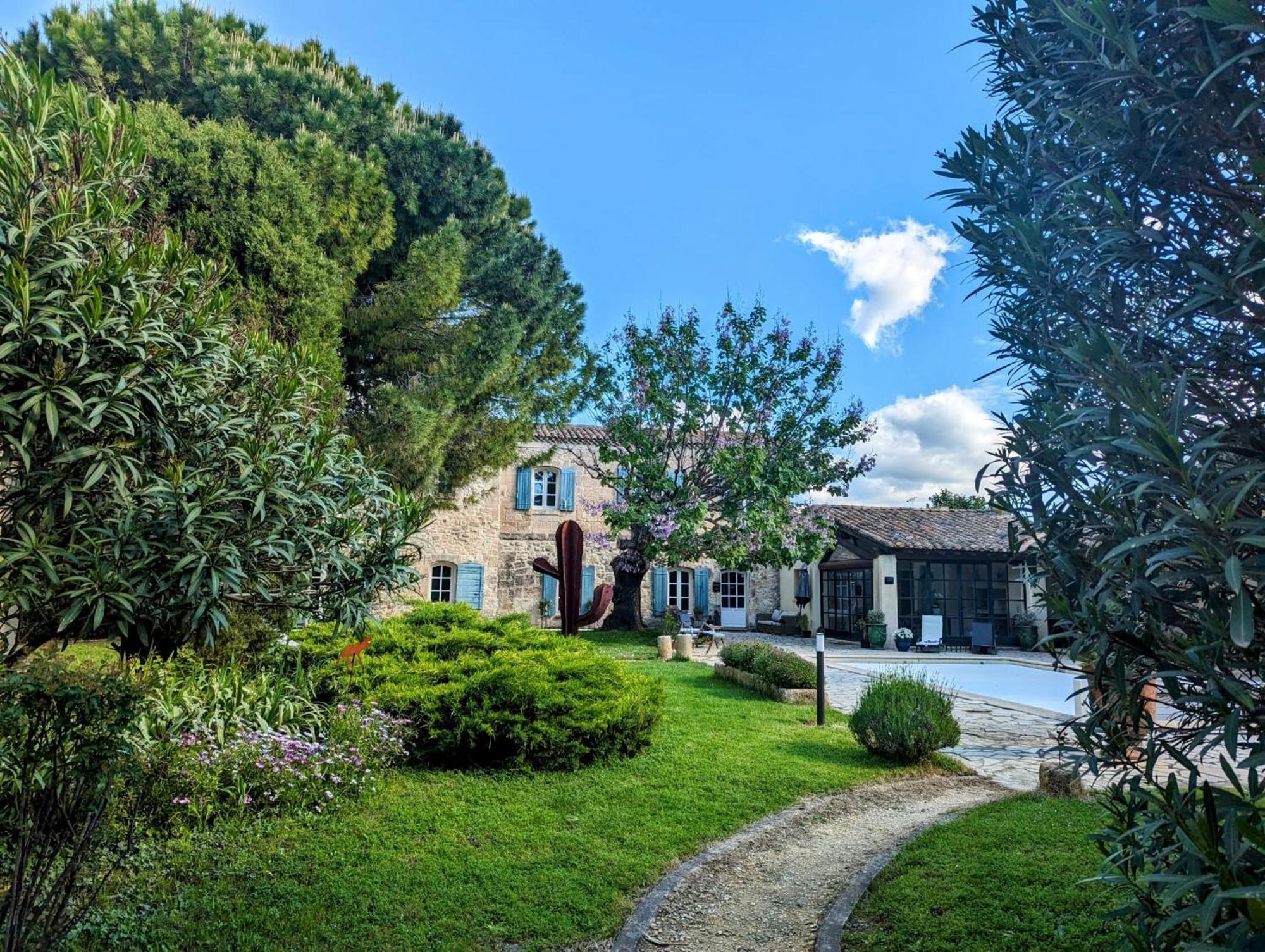 Mas Armelin Bed & Breakfast Tarascon Bagian luar foto